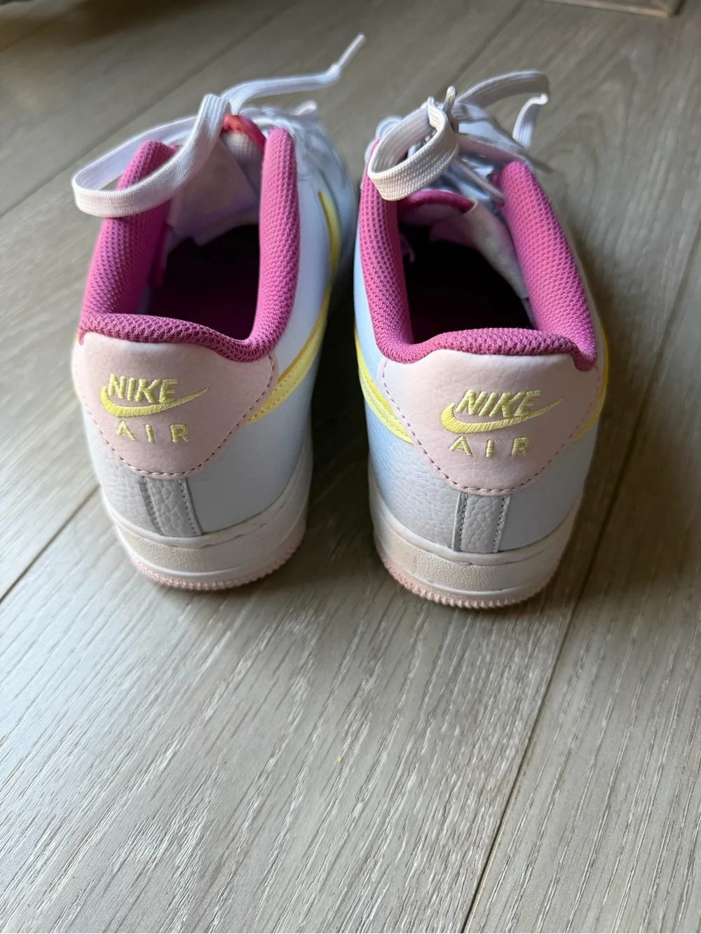 Nike Air Force 1 GS Grey Citron Fuchsia sneakers, Size 7Y youth